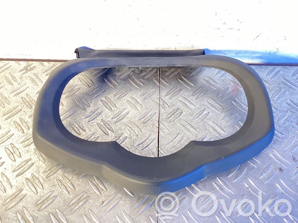 Toyota Auris 150 Element deski rozdzielczej 
