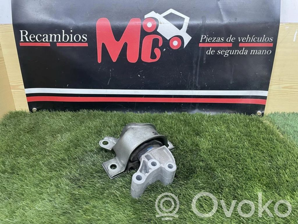 Engine mounting bracket   1583044,1583044