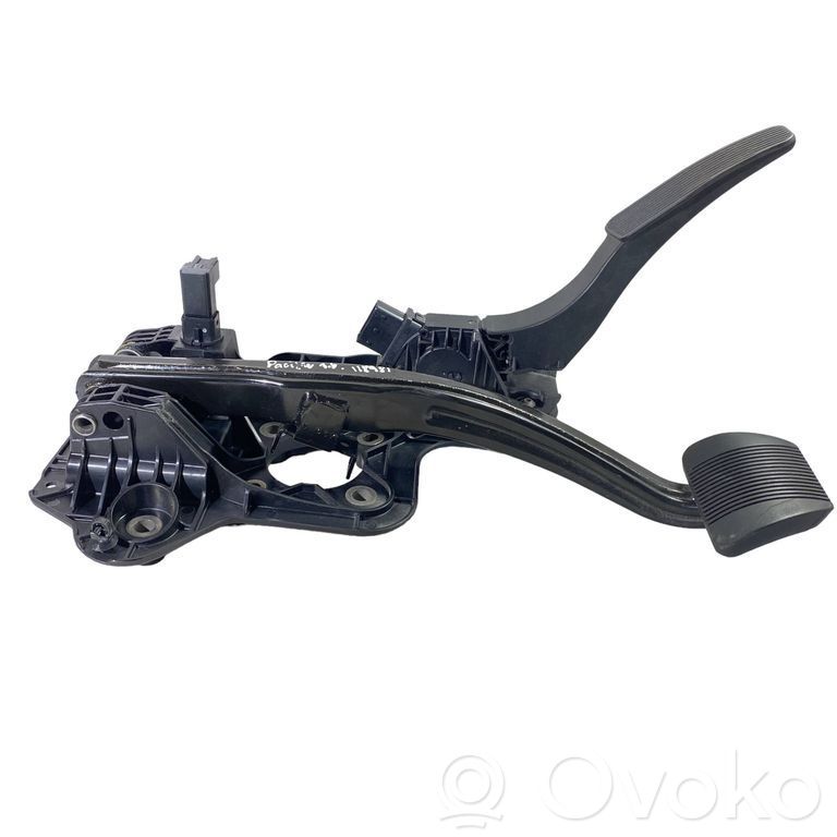 Conjunto de pedal   045816767C,04581677AB,P045816767C