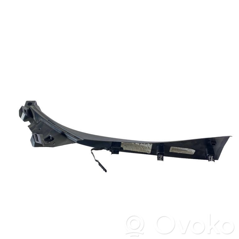 Dodge Durango (D)pillar trim (top) 