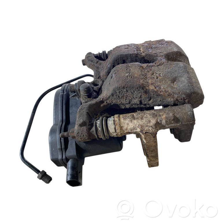 Takajarrusatula   68225313AA,68225300AB