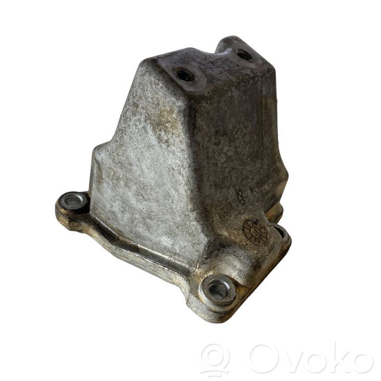 Dodge Charger Engine mounting bracket 
