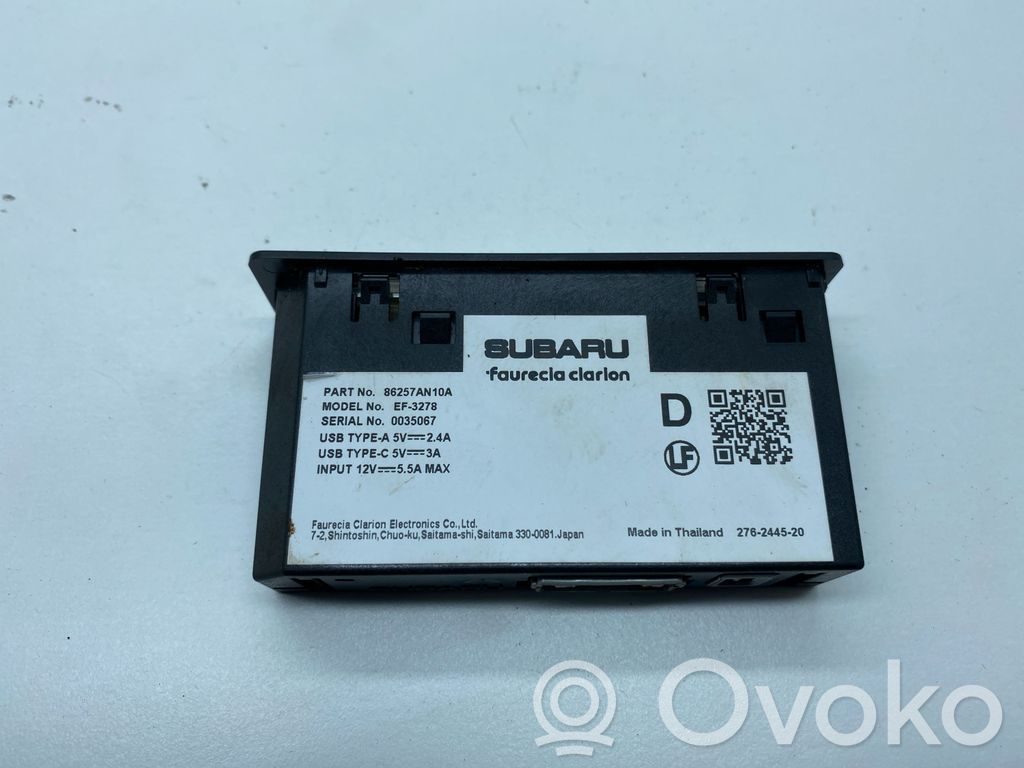 Subaru Outback (BT) USB socket connector 