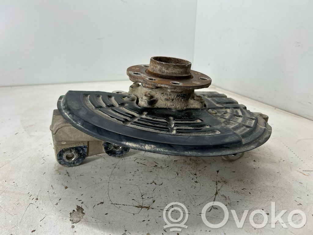 Cubo de rueda trasera   68291104AC