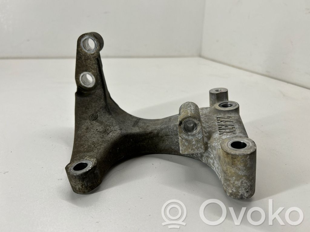 Jeep Compass Front differential bracket 