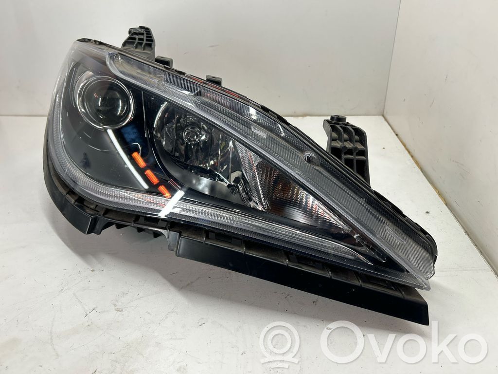 Chrysler Pacifica Phare frontale 