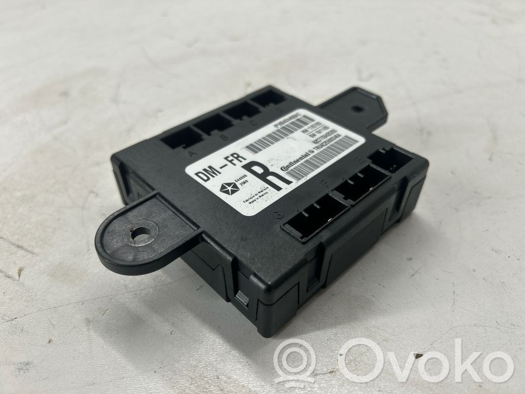 Chrysler Pacifica Door control unit/module 