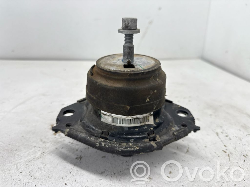 Engine mount bracket   52124671AF,PA35582,68252518AB