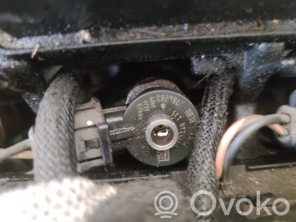 Inyector de combustible   0445110135,E7FFBEB0,0445110135,786280,BEB0,E7FF