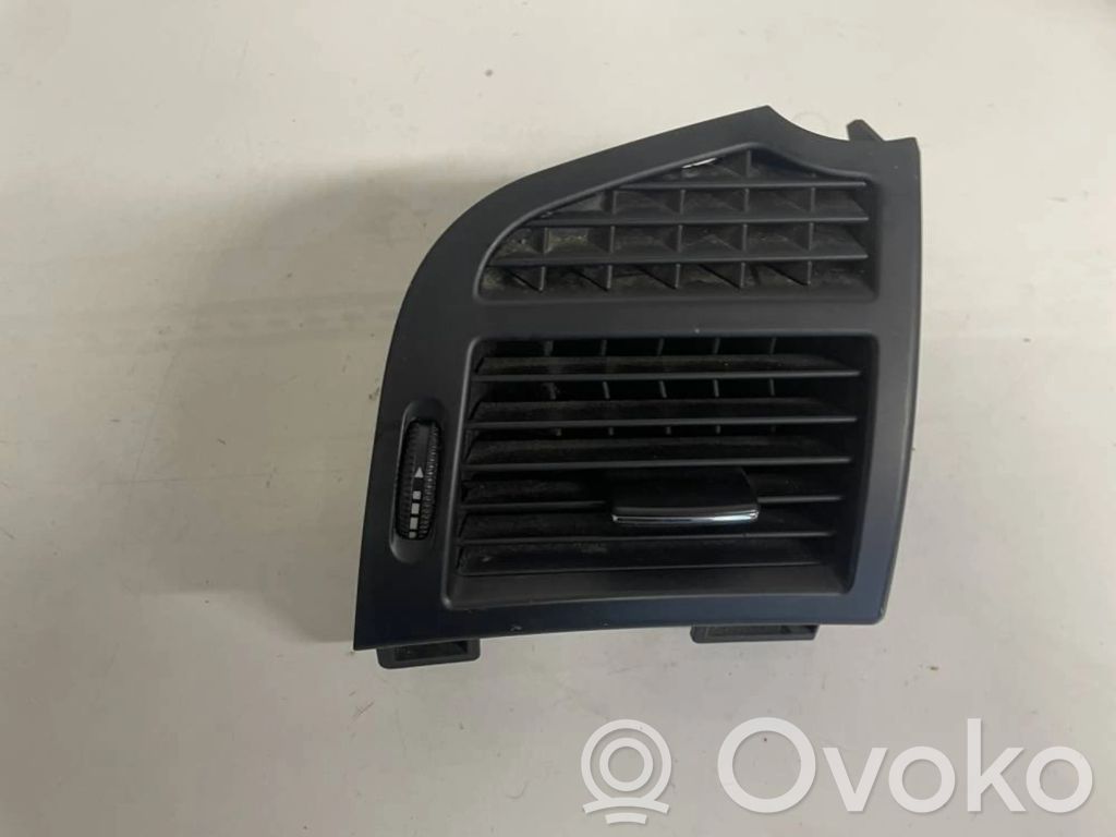 Mercedes-Benz S W221 Rejilla de ventilación central del panel