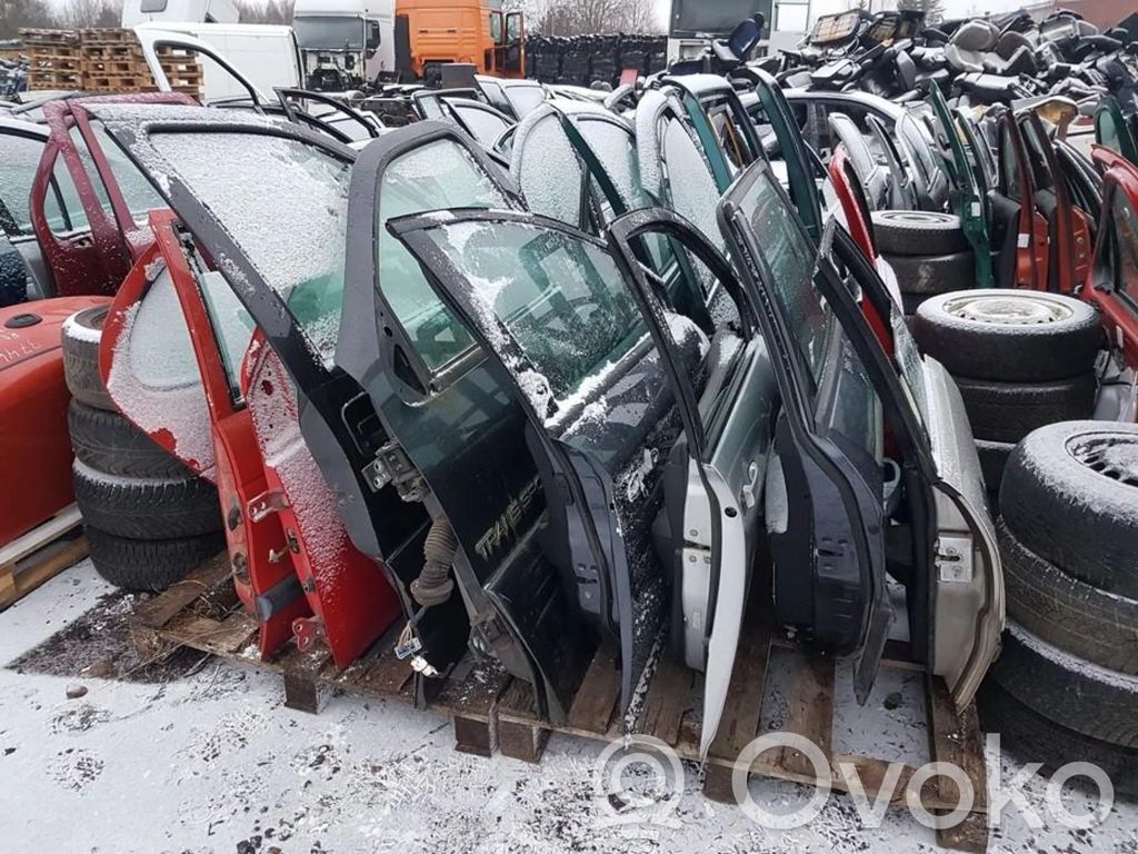 Drzwi przednie   JUODOS,JUODOS