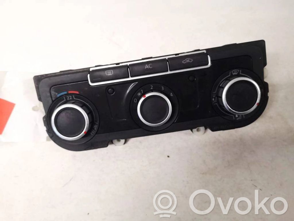Volkswagen Golf VI Unitate control climatizare 