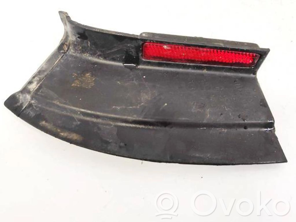 Volkswagen PASSAT B6 Reflector spate 