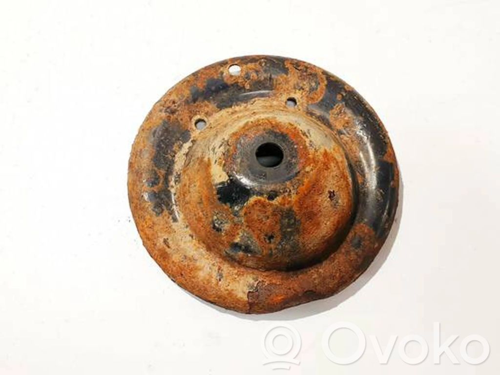Coil spring mount