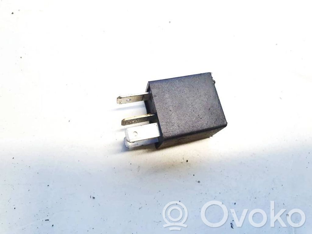Otros relés   90229206,90229206