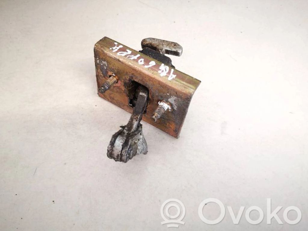Etuoven pidätin