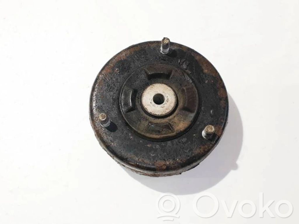 BMW 5 E39 Supporto di montaggio della molla elicoidale