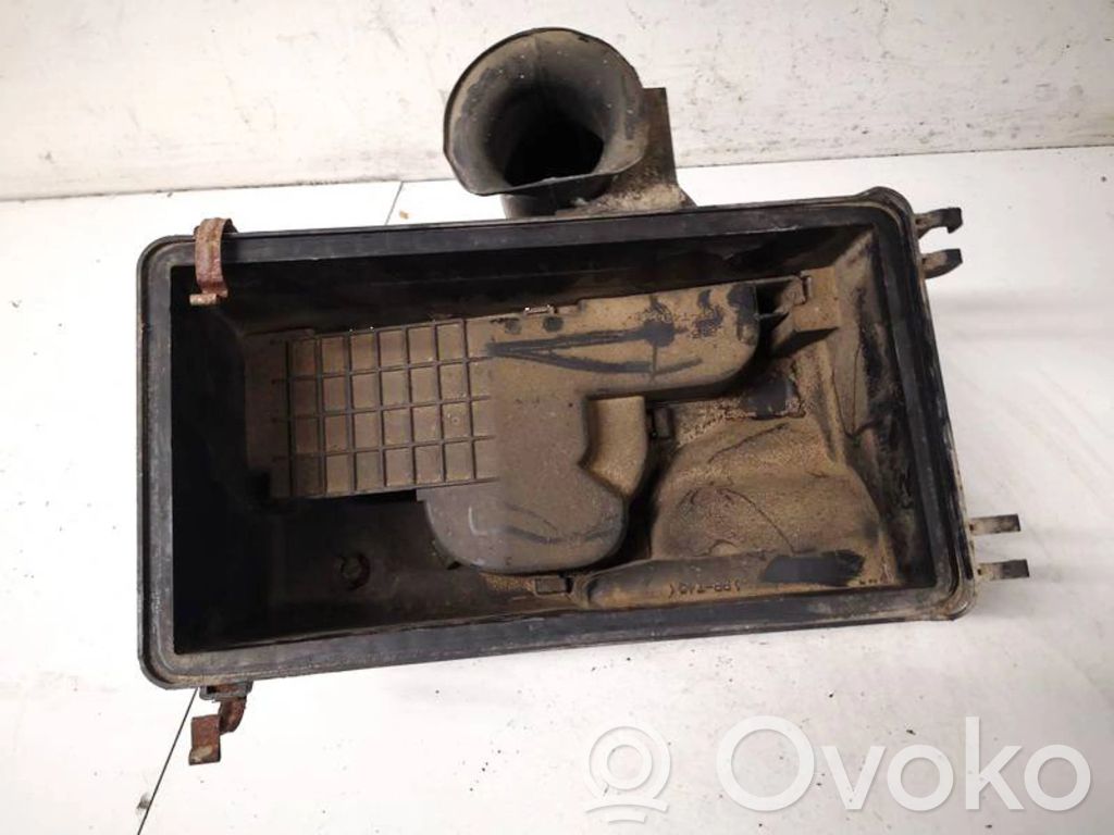 Air filter box