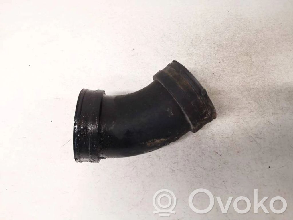 Opel Vectra B Rura / Wąż dolotowy powietrza 