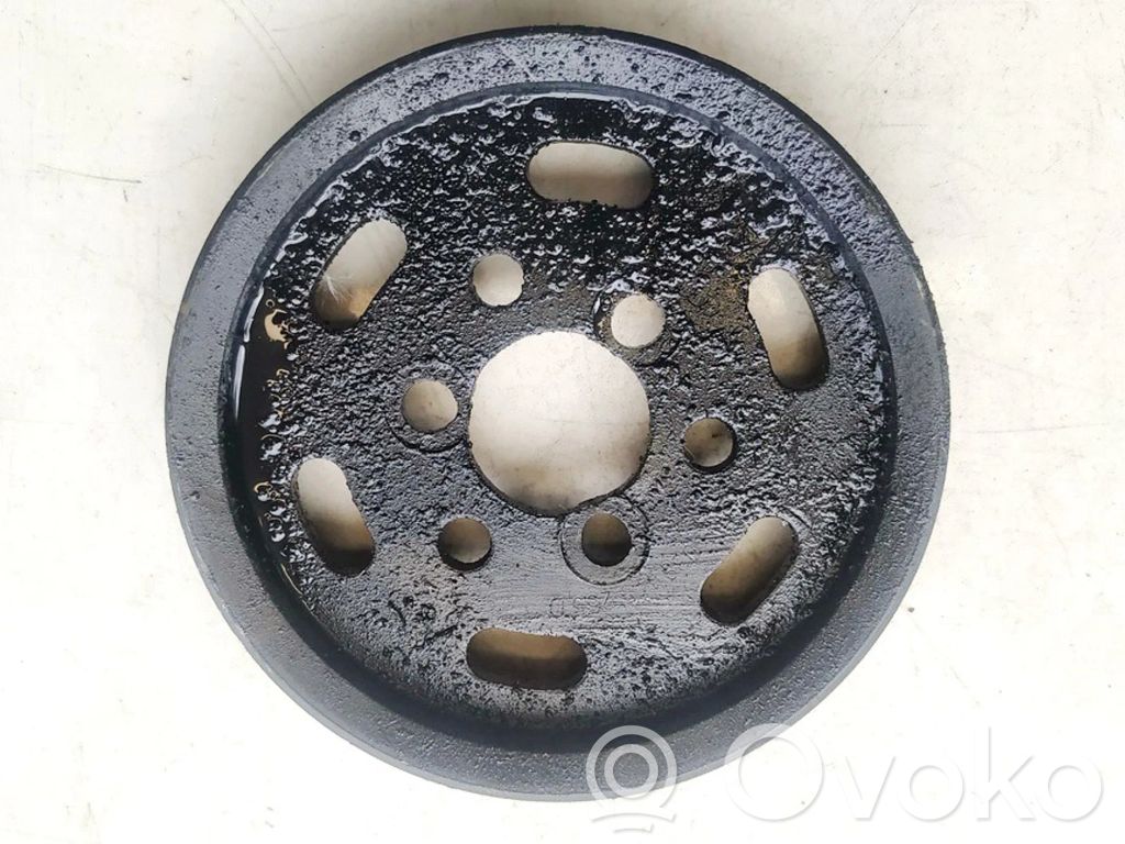 Ohjaustehostimen pumpun hihnapyörä   038145255D,038145255D