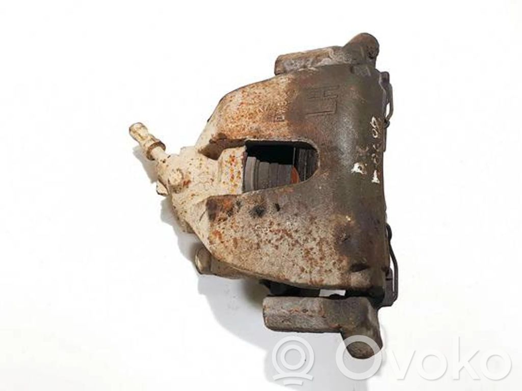 Caliper de freno delantero   813,813