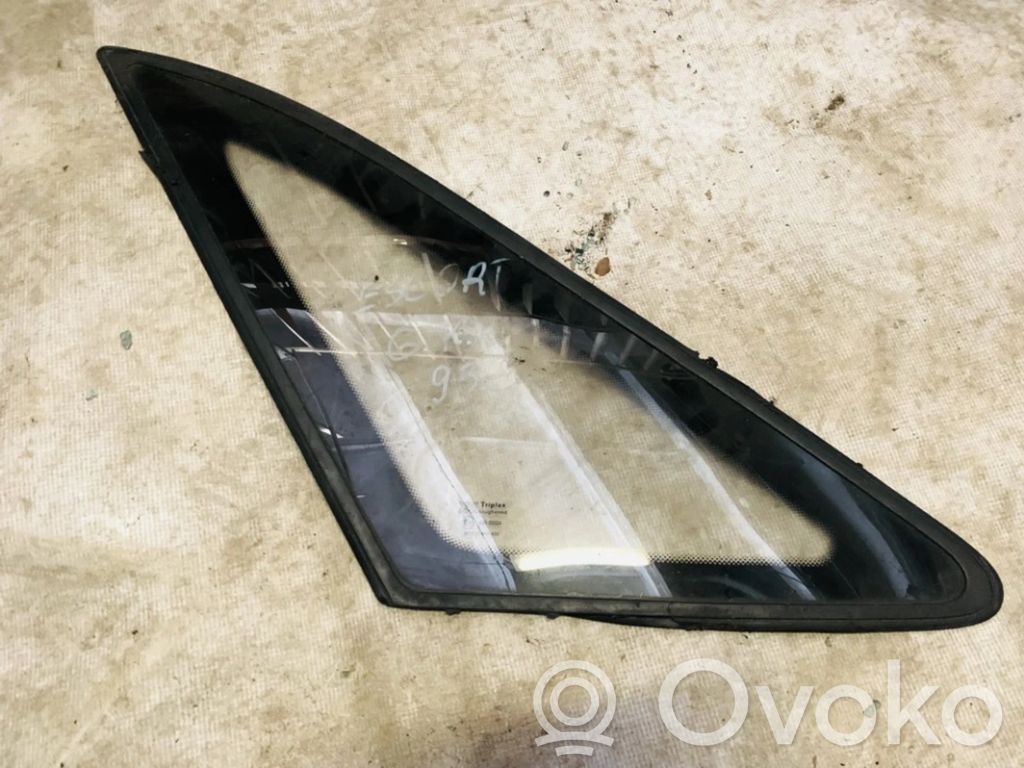 Rear side window