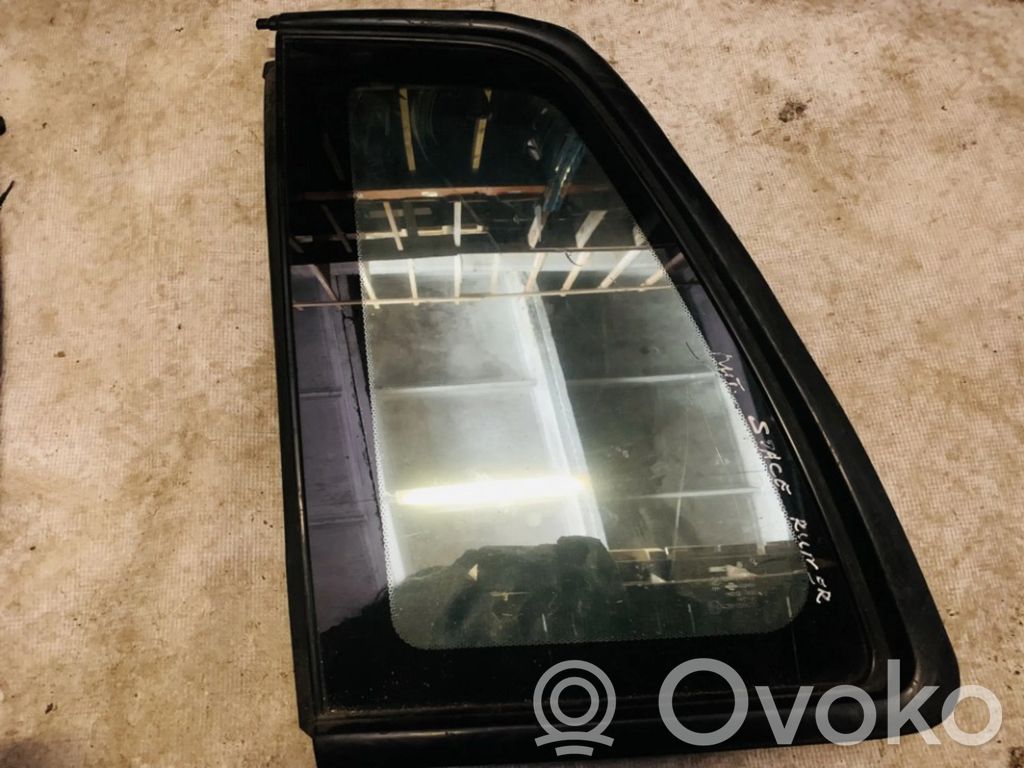 Vidrio lateral trasero