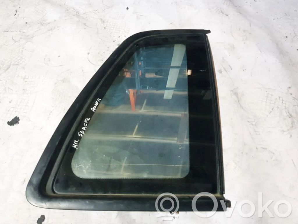 Vidrio lateral trasero