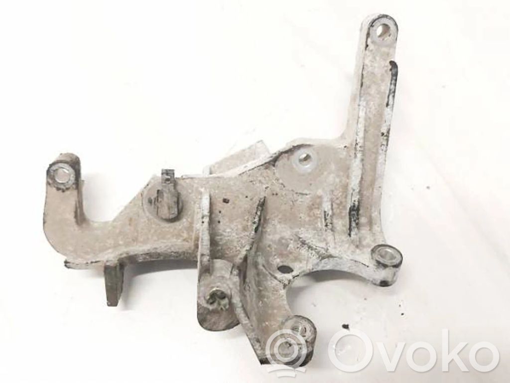 Engine mounting bracket   FM509B470CA,FM509B470CA,FM509B470CA,FM509B470CA