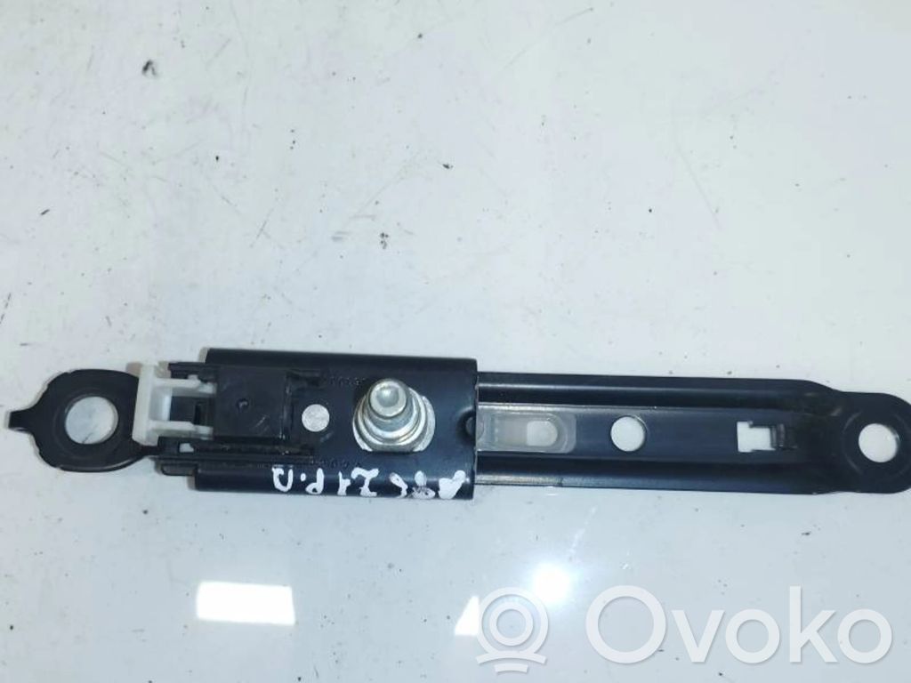 Toyota Avensis T270 Altra parte interiore