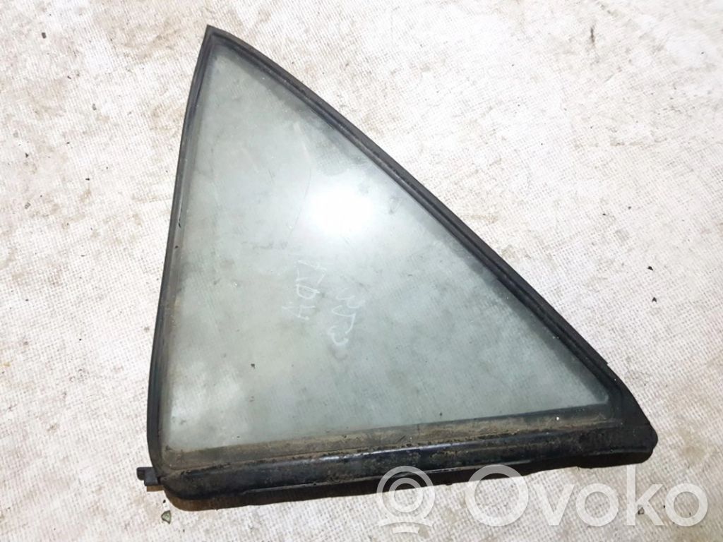 Rear side window