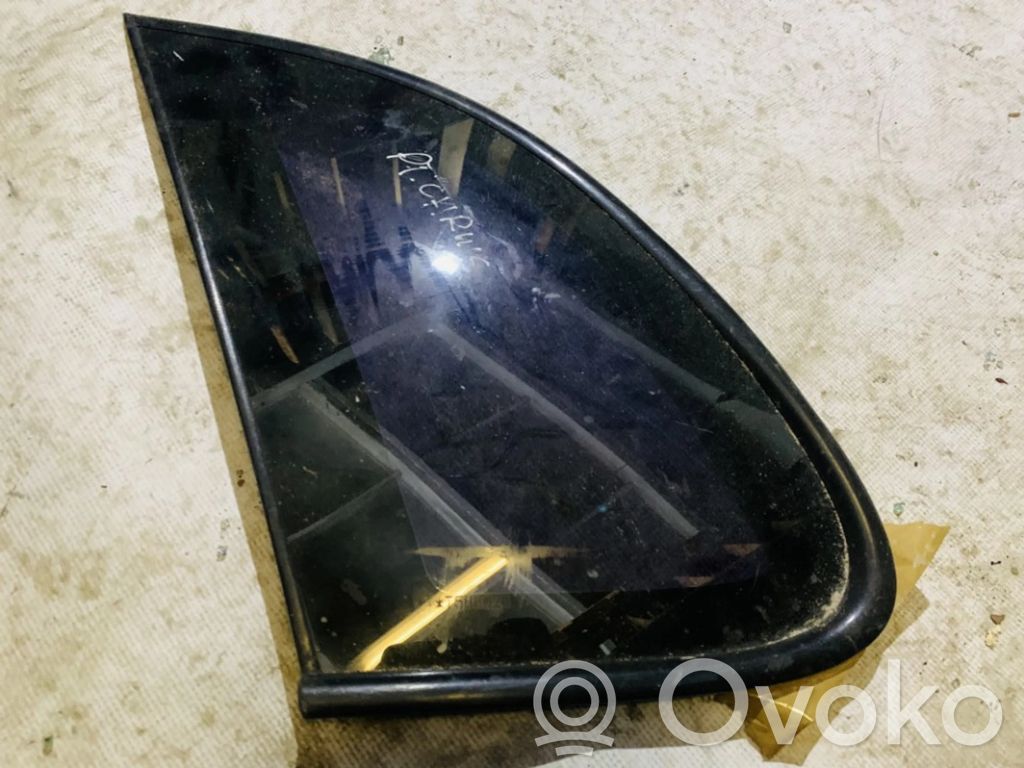 Vidrio lateral trasero