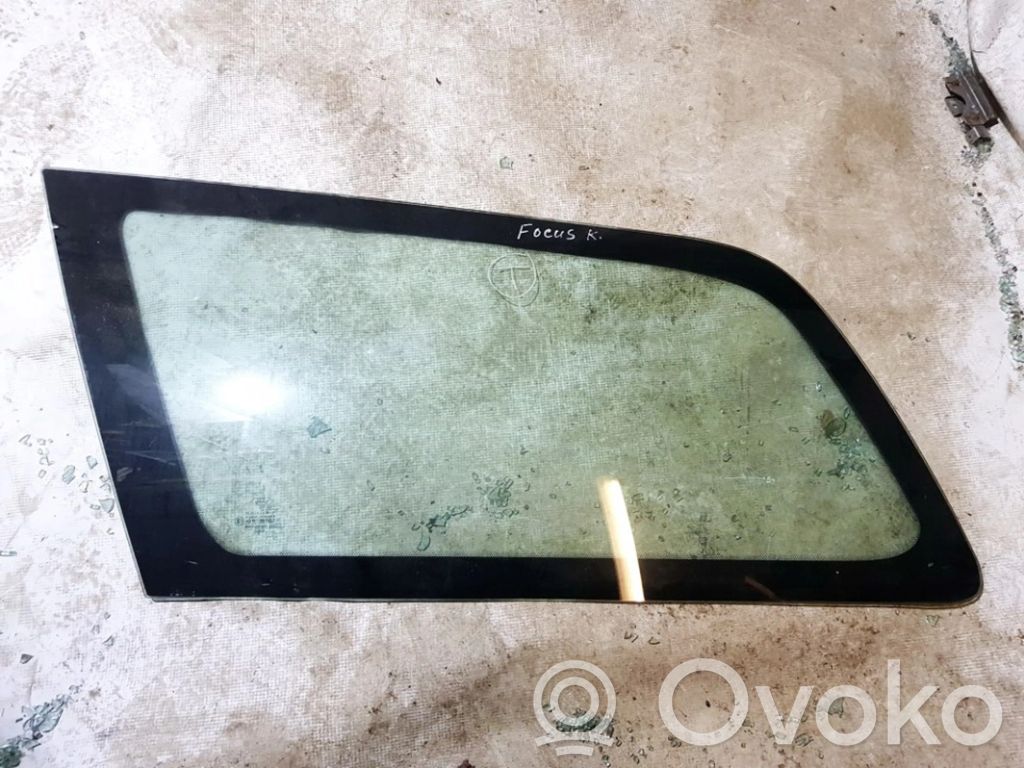 Ford Focus Geam lateral spate 