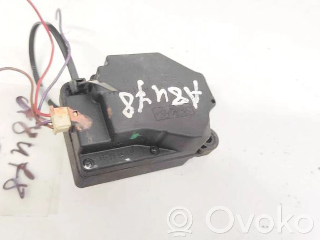 Volvo V50 Moteur / actionneur de volet de climatisation