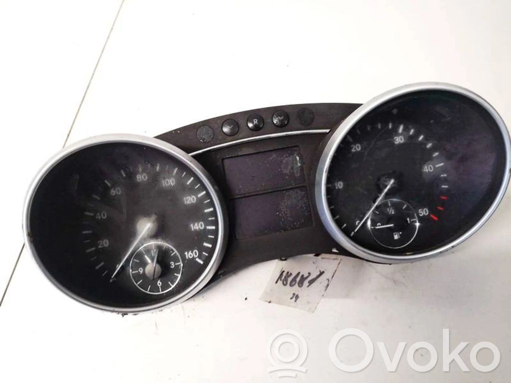 Mercedes-Benz ML W164 Licznik / Prędkościomierz 