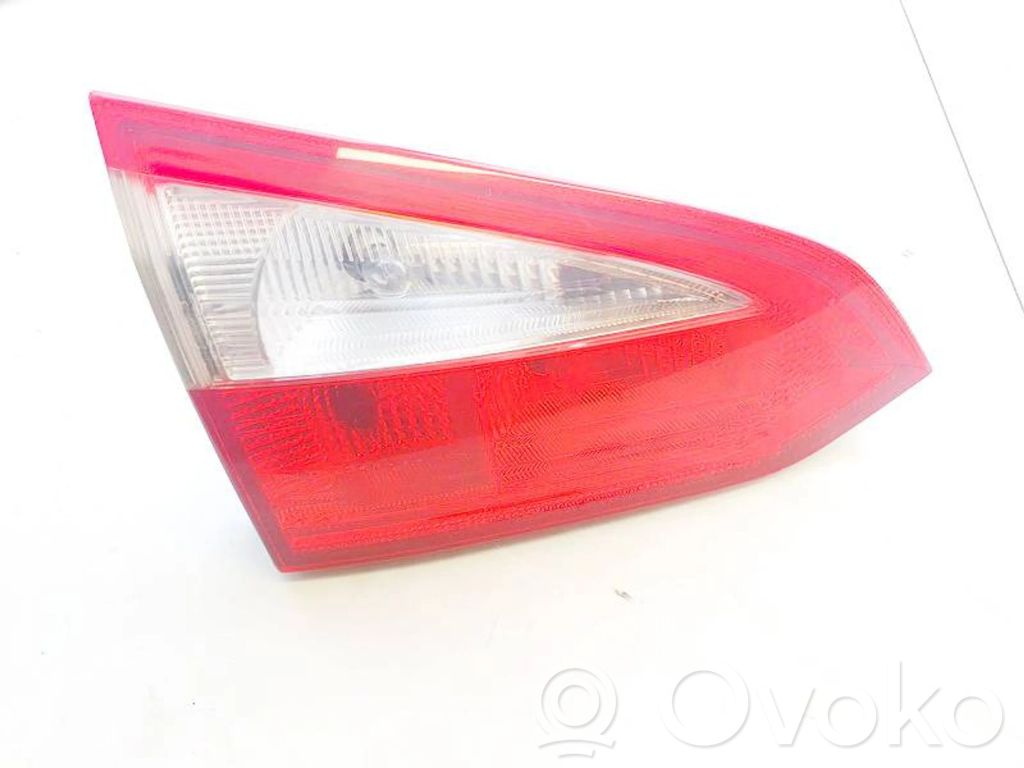 Takaluukun takavalot   MB5113A603B,MB5113A603B,MB5113A603B,MB5113A603B