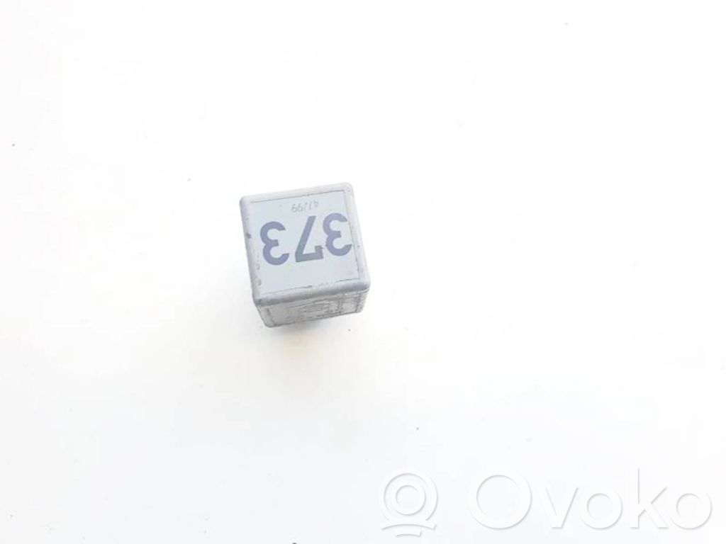 Autres relais   8D0951253A,V23134B52X301,8D0951253A,V23134B52X301