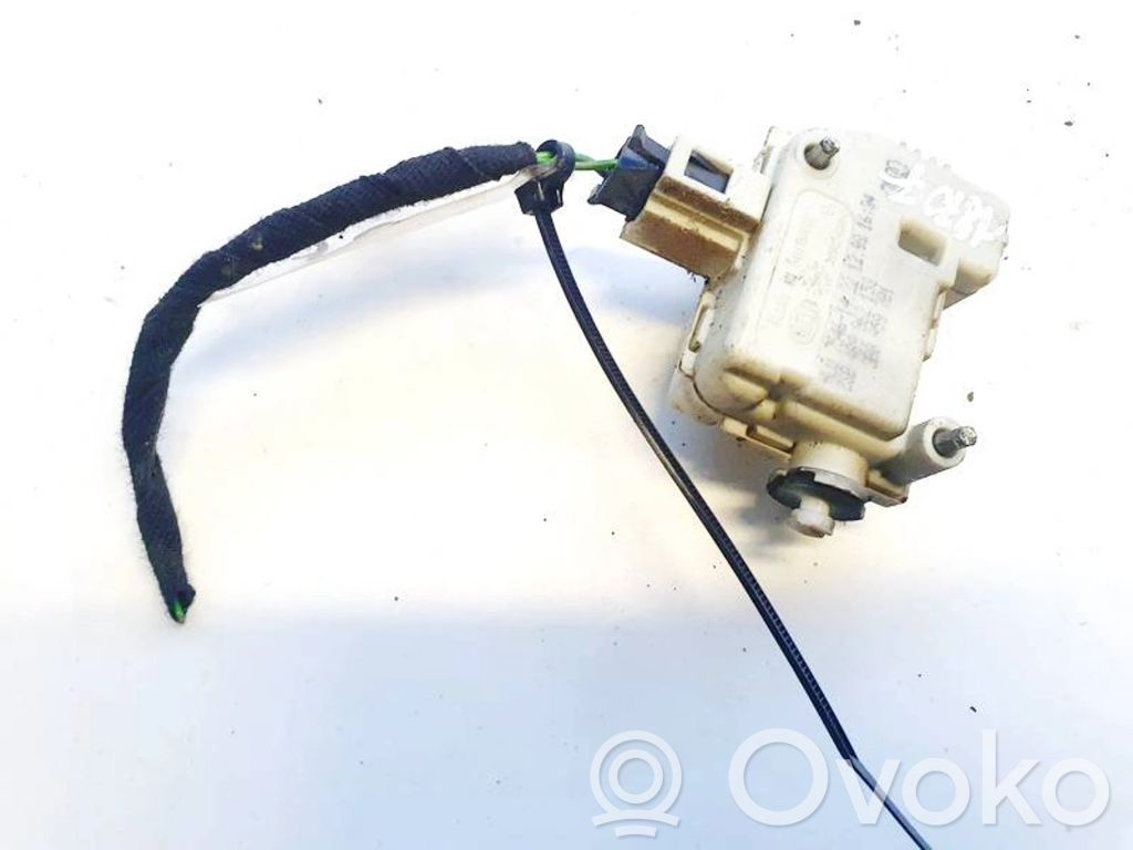Audi A6 S6 C5 4B Motor închidere centralizată