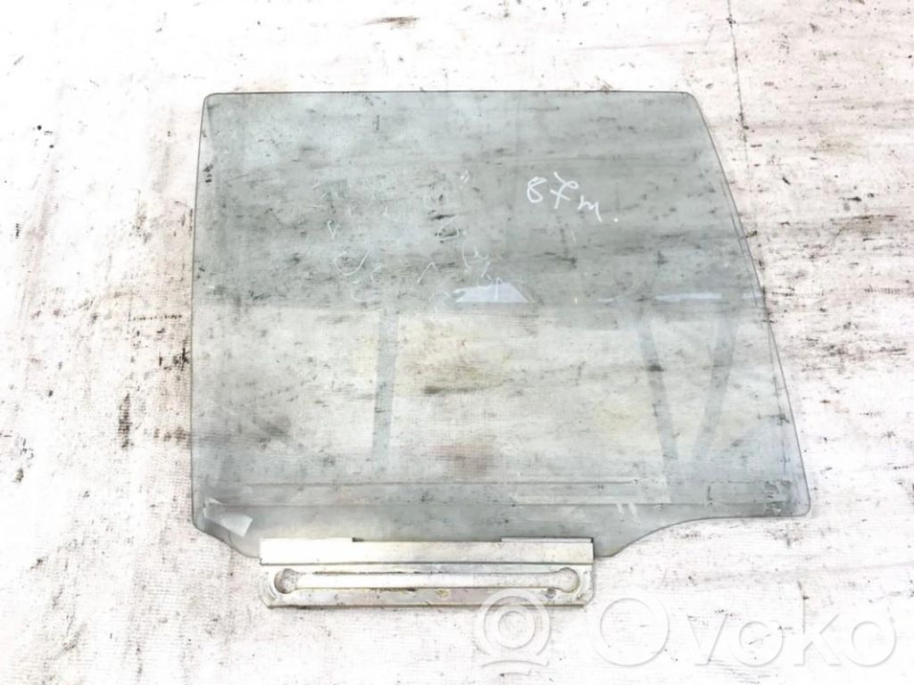 Luna de la puerta trasera