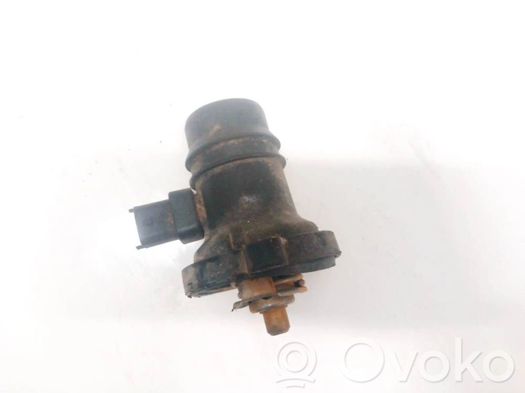 Engine coolant pipe/hose
