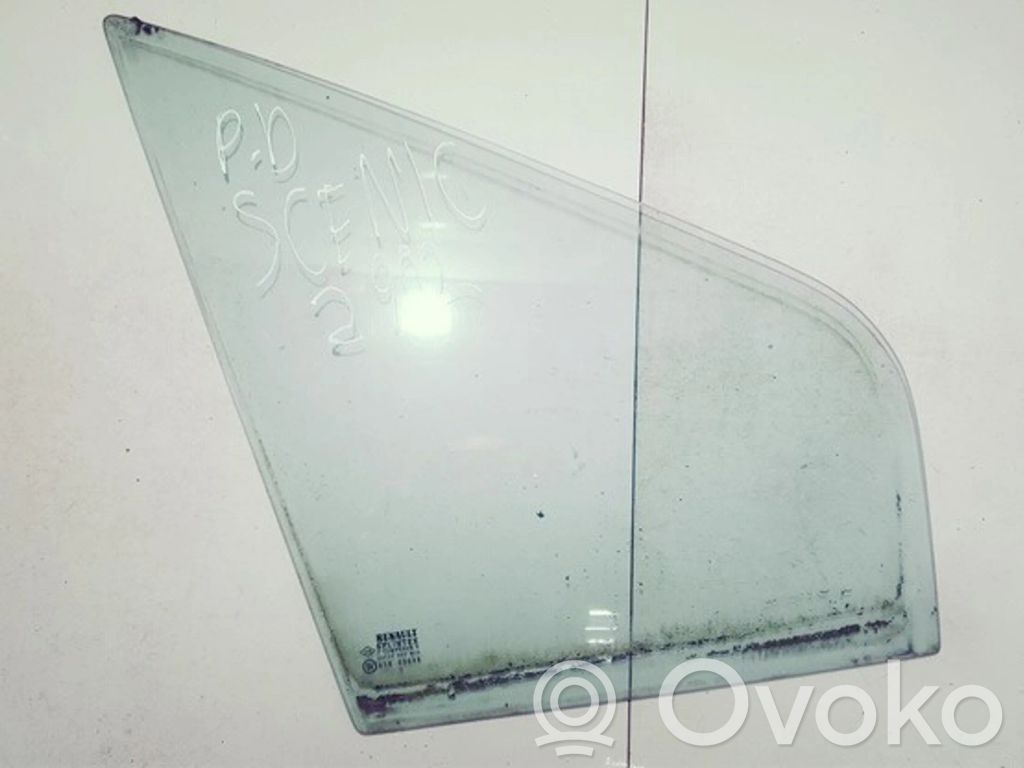 Ventanilla de ventilación de la puerta trasera