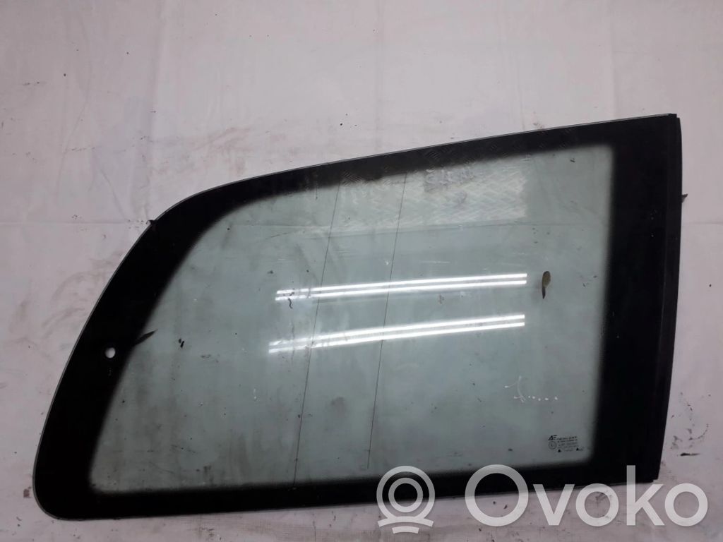 Rear side window