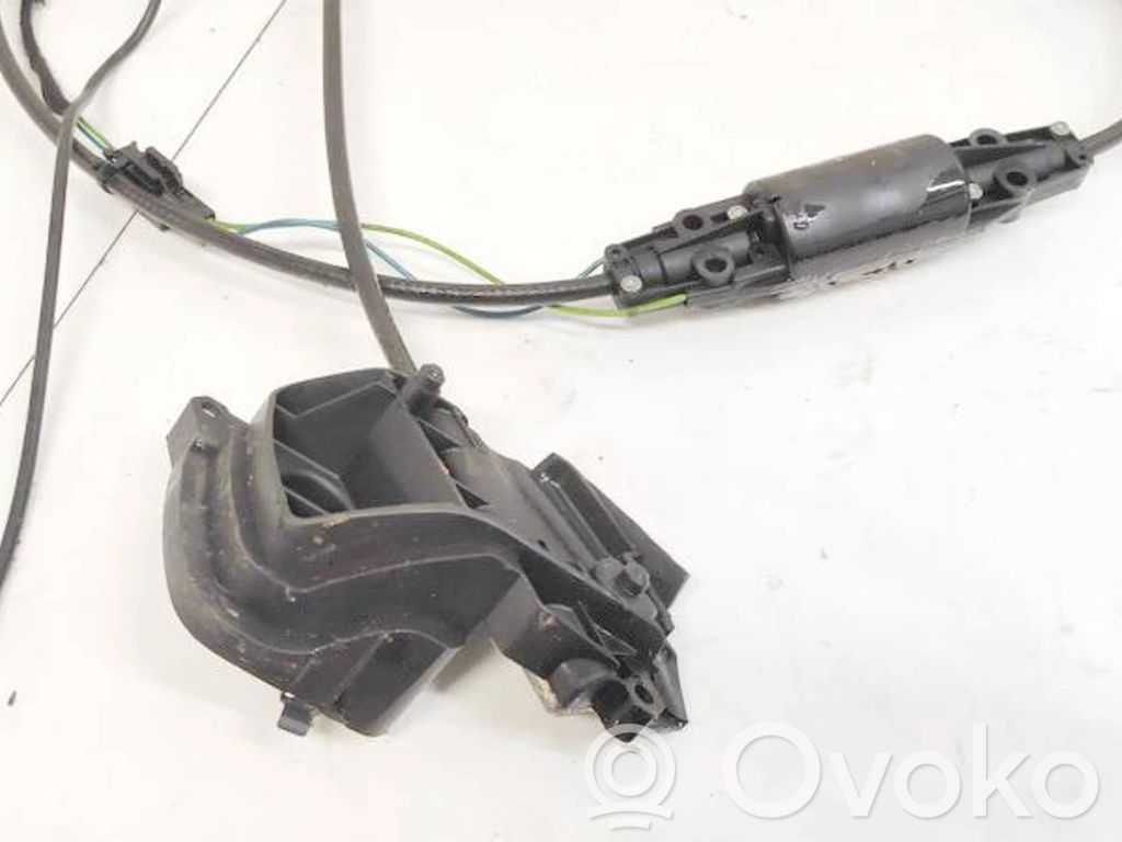 Mercedes-Benz E W211 Tendina parasole elettrica finestrino posteriore 