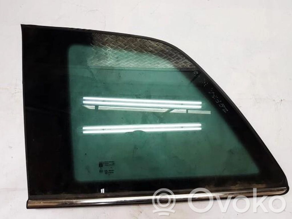 Opel Zafira A Finestrino laterale posteriore