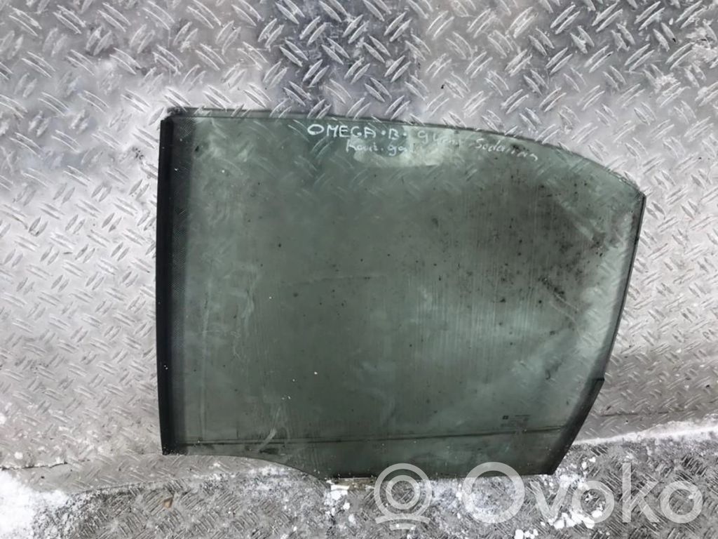 Luna de la puerta trasera
