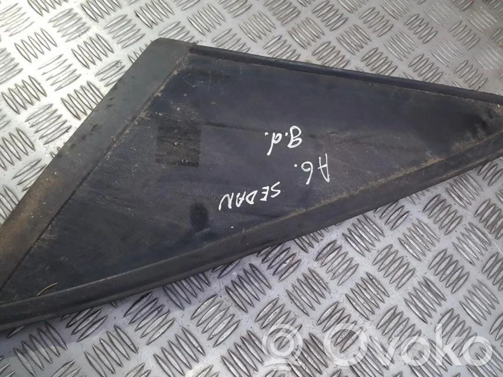 Rear side window