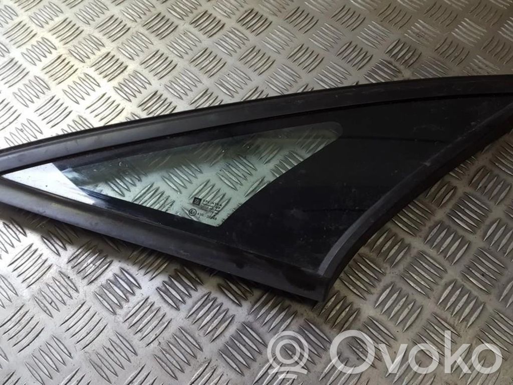 Opel Vectra C Geam aerisire ușă spate 