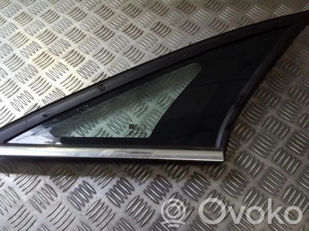 Opel Vectra C Szyba karoseryjna tylna 