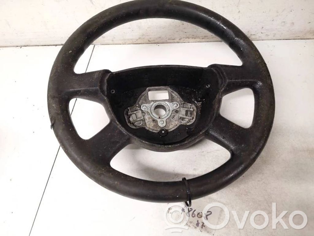Volkswagen PASSAT B6 Ohjauspyörä 