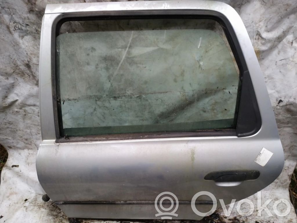 Ford Mondeo MK II Portiera posteriore 